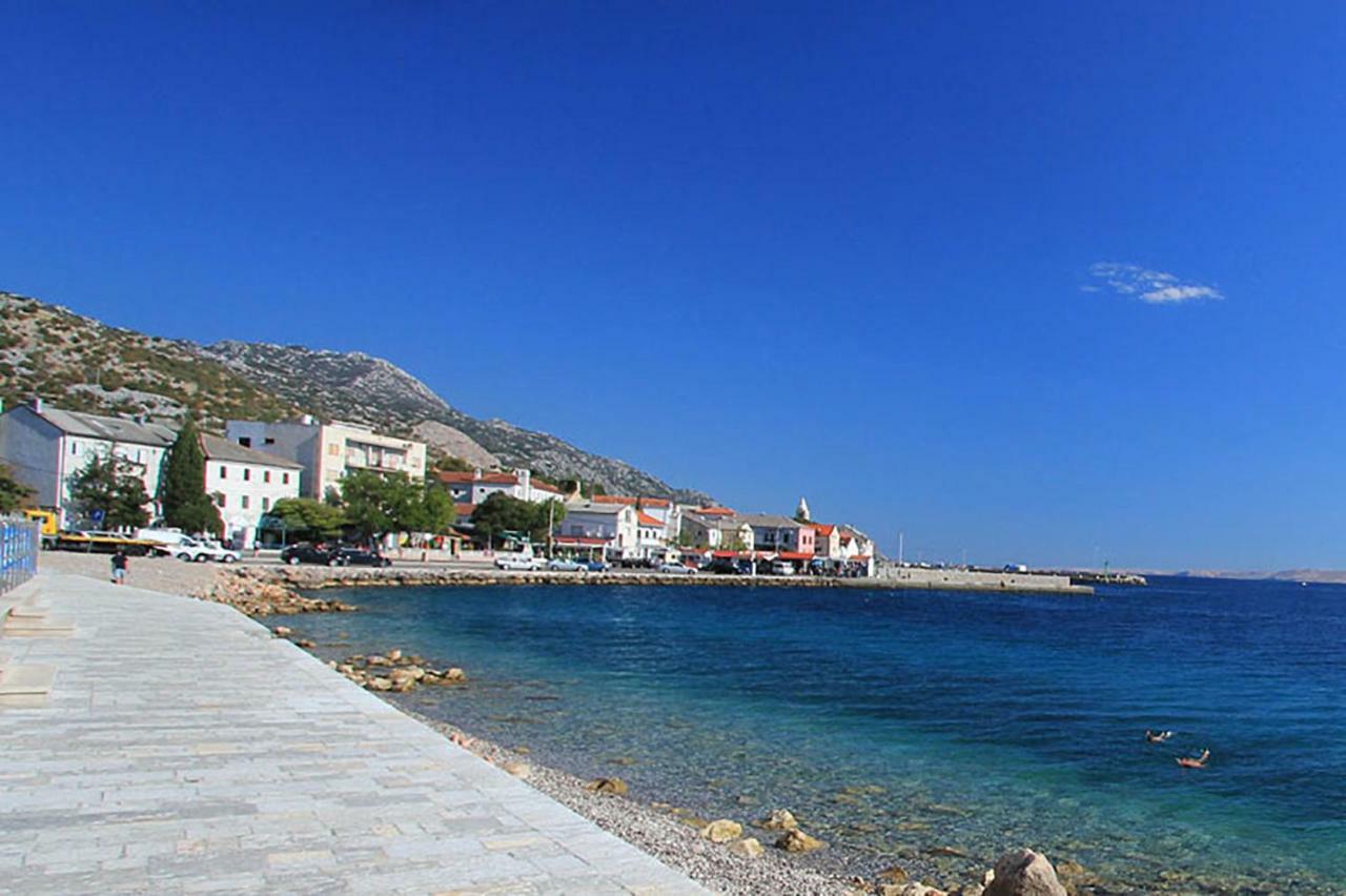 Beachfront House Ivana With Pool - Renovated 2025 Cesarica Exterior photo