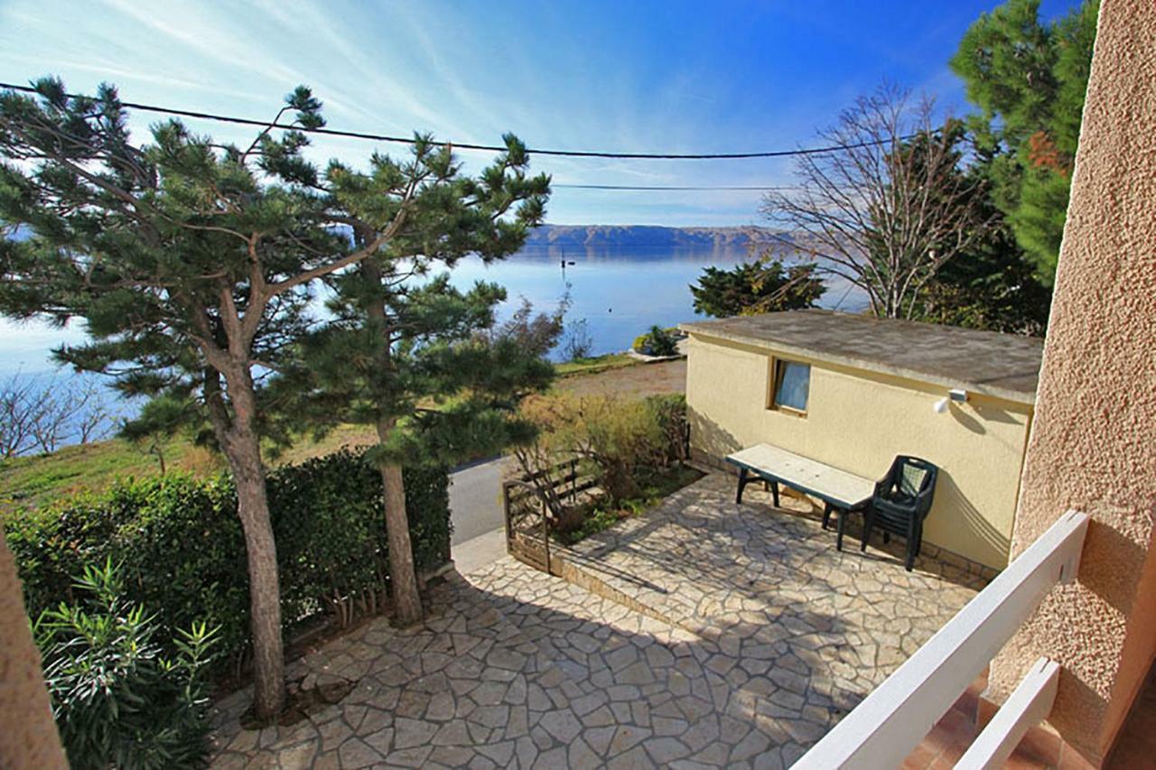 Beachfront House Ivana With Pool - Renovated 2025 Cesarica Exterior photo